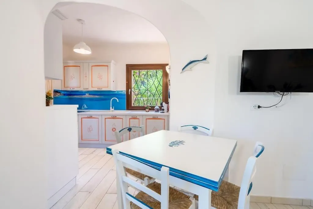 Villetta In Stile Smeraldino, A 1 Minuto Dalla Spiaggia 坎尼吉翁