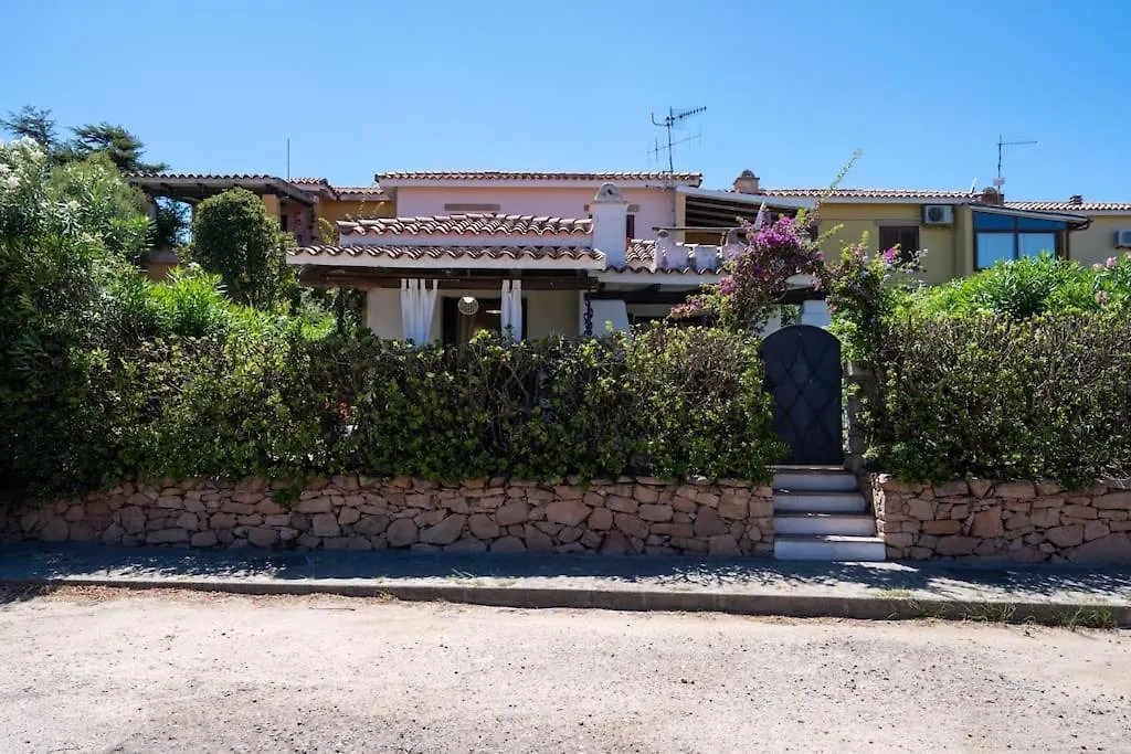 Villa Villetta In Stile Smeraldino, A 1 Minuto Dalla Spiaggia Cannigione Itália